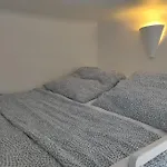 Le 